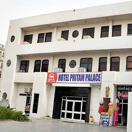 Hotel Pritam Palace Hisār Buitenkant foto